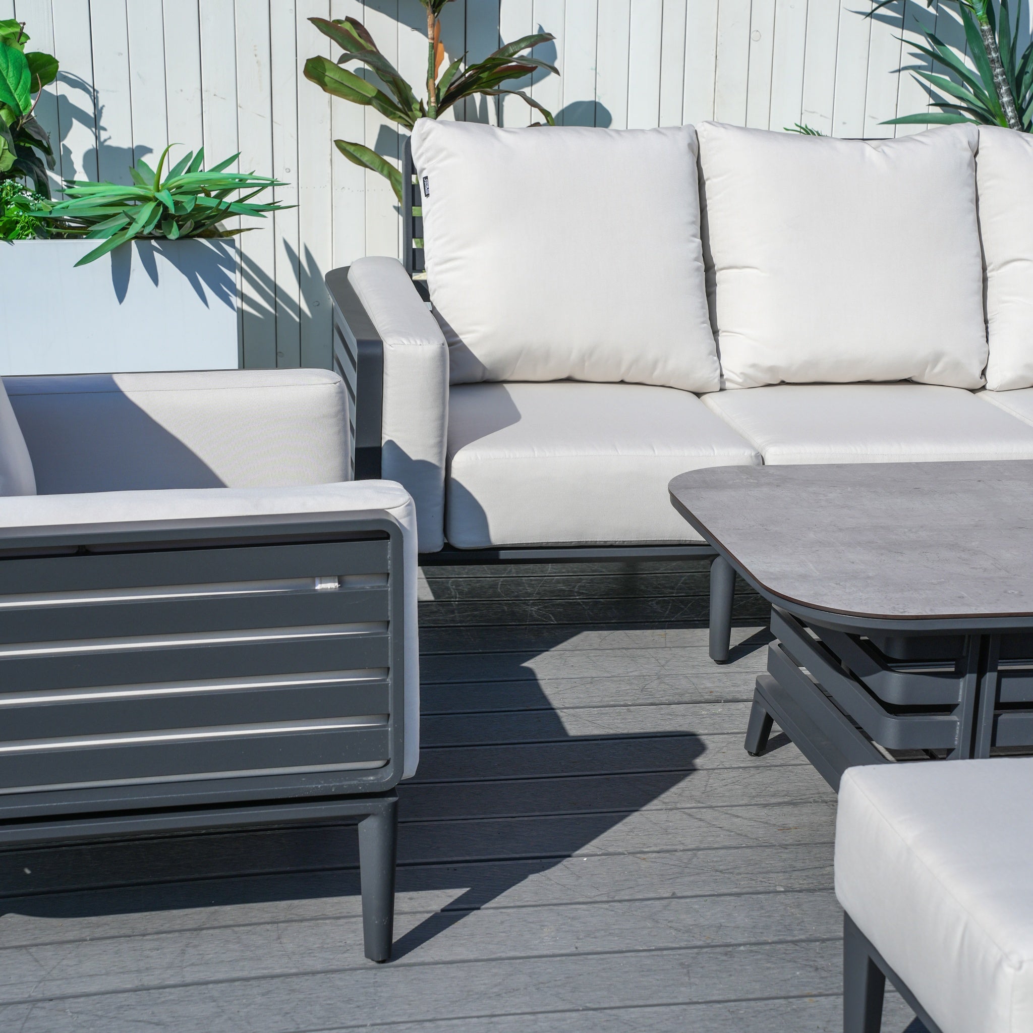 AUREL Aluminium Outdoor Armchair