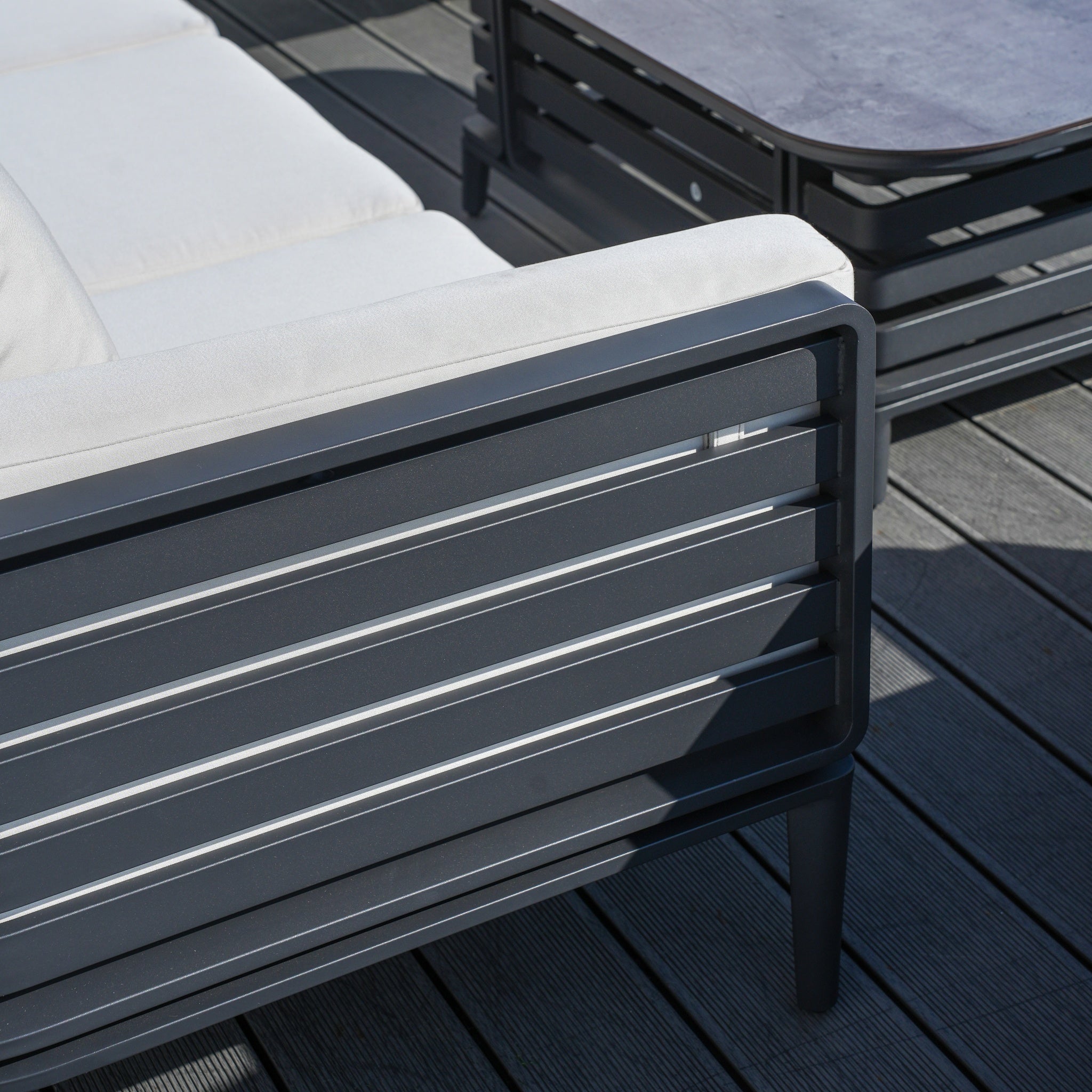 AUREL Aluminium Outdoor Armchair
