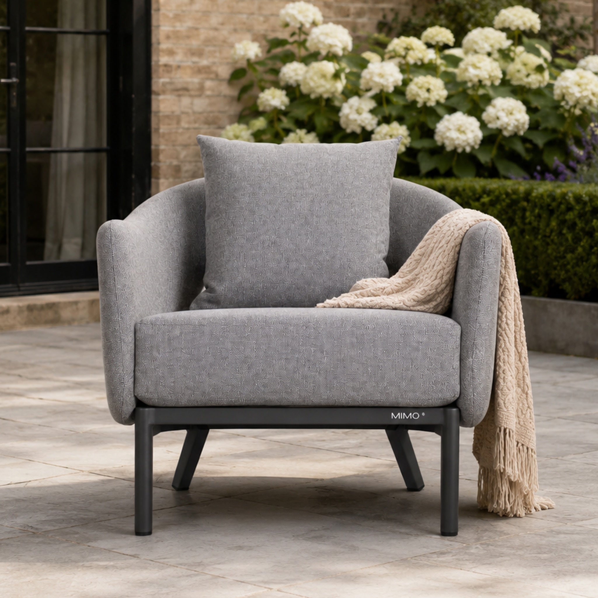 VELORA Aluminium Outdoor Single Sofa