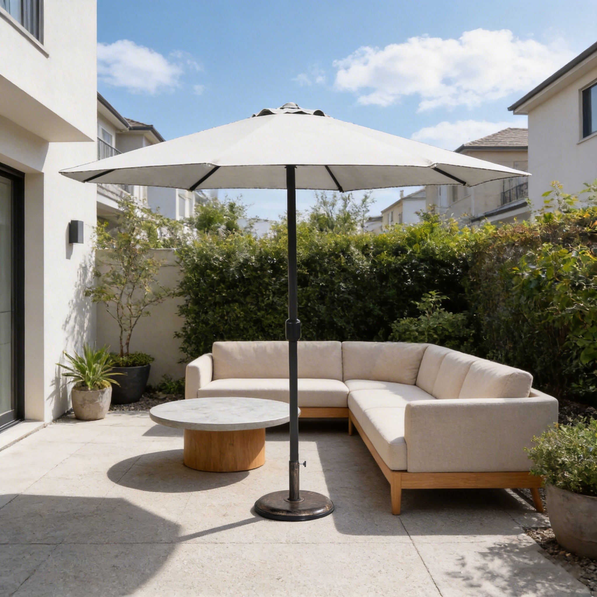 Outdoor Garden Parasol with Steel Pole – 8 Rib, Crank Handle & Vent