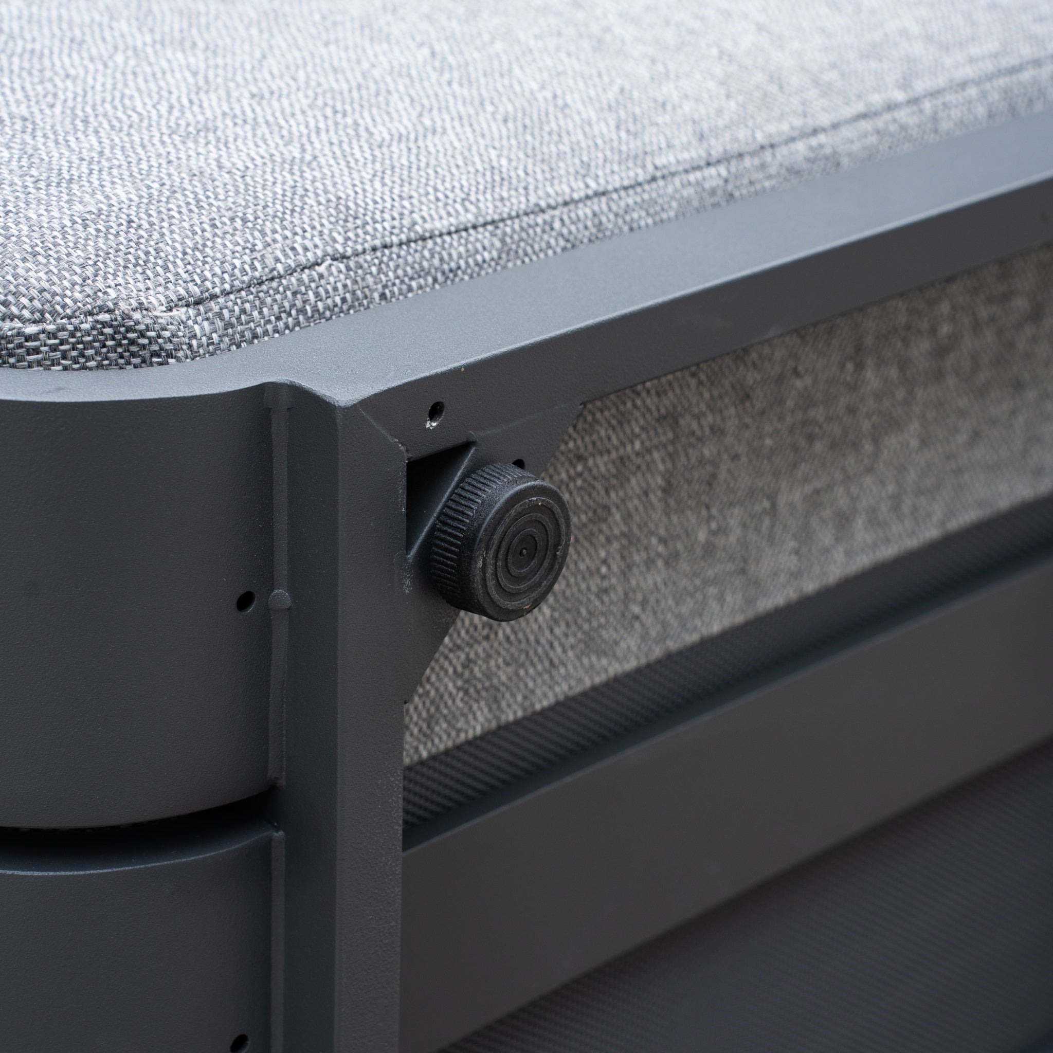 VAREL Aluminium Outdoor 2-Seater Sofa