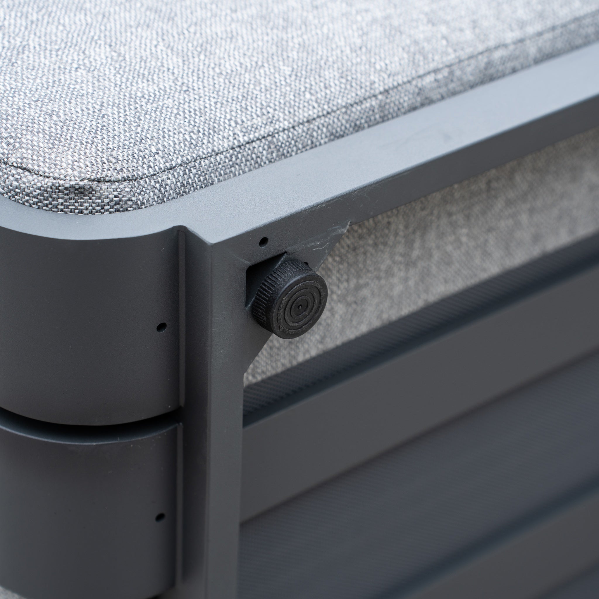 VAREL Aluminium Outdoor 3-Seater Sofa